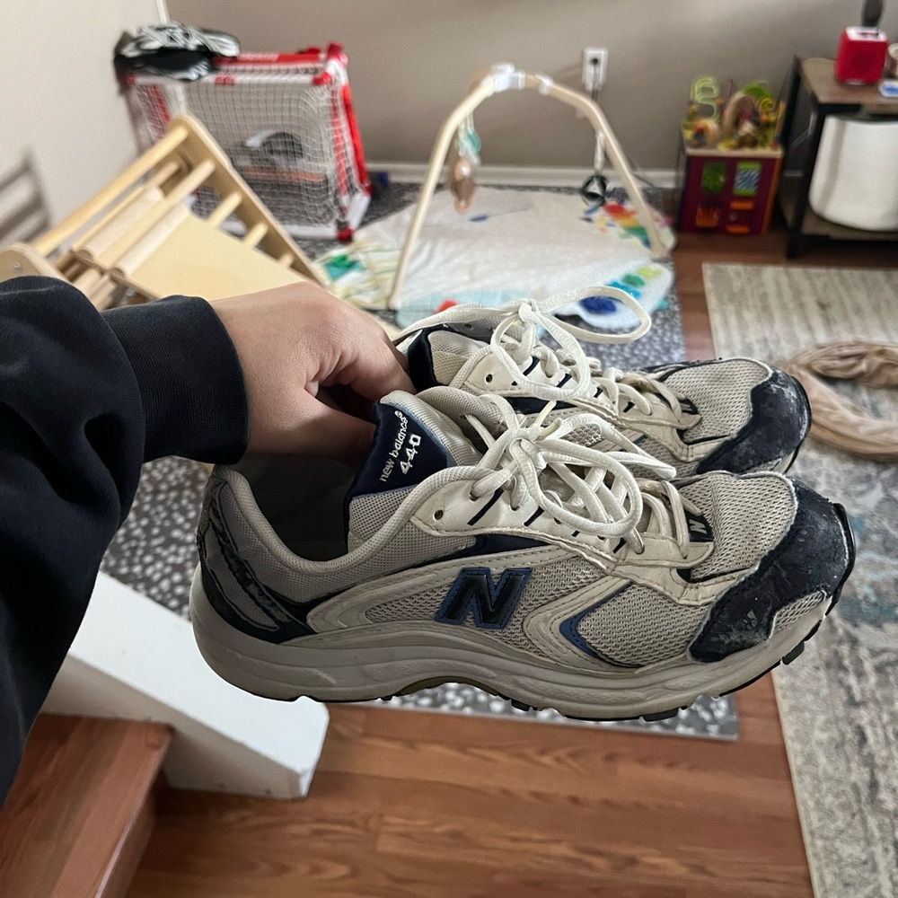 New Balance 440 Sneakers